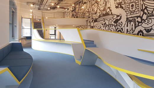 Metropolitan Parabolica Lounge, ©️ Krut Kumhofer